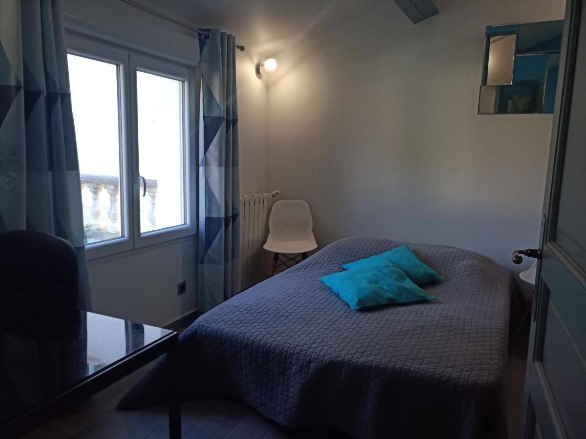 Sur Les Pas De Pagnol Bed & Breakfast Aubagne Bagian luar foto