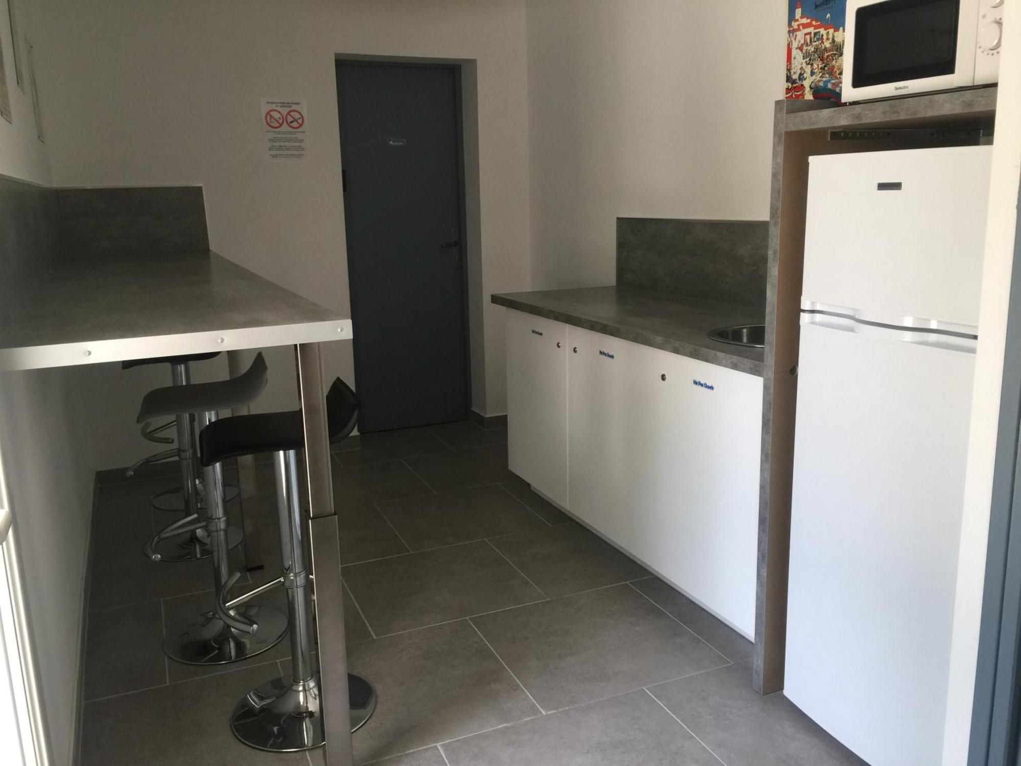 Sur Les Pas De Pagnol Bed & Breakfast Aubagne Bagian luar foto